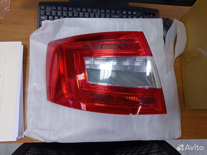 Фара задняя левая на skoda octavia a7