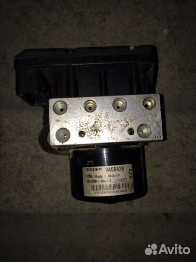 Блок ABS Volvo S80 9496439