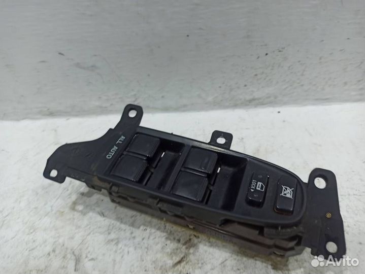 Блок управления стеклоподъемниками