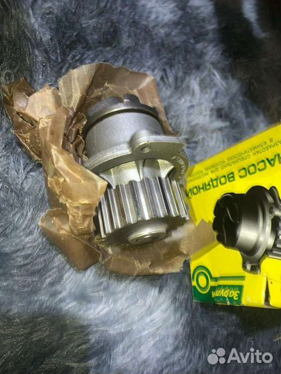 Помпа на ваз 2114