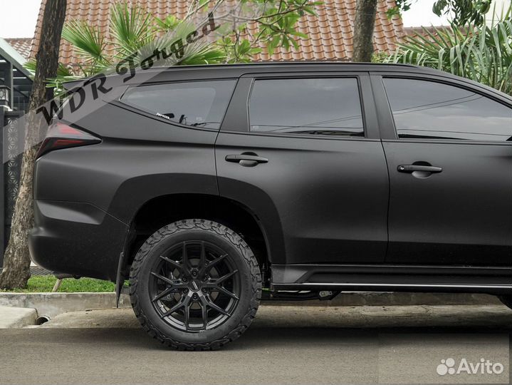 Кованые диски R19 на Mitsubishi Pajero Sport