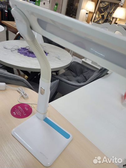 Лампа настольная, офисная