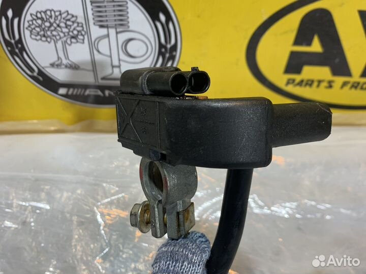 Минусовая клемма w211 w219