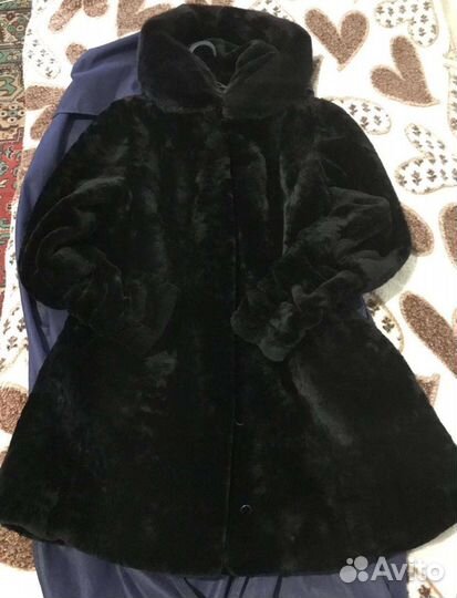 Шуба мутоновая с капюшоном