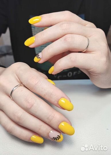 Маникюр и педикюр