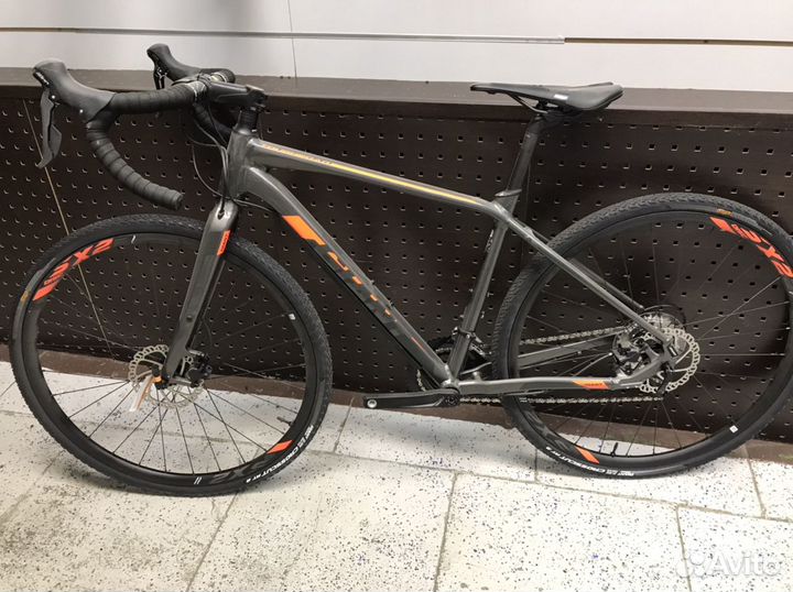 Giant 2024 toughroad gx2