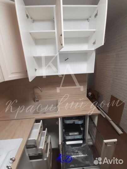 Кухня угловая в наличии