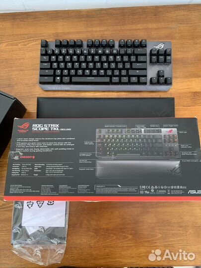 Игровая клавиатура Asus ROG Strix Scope tkl deluxe