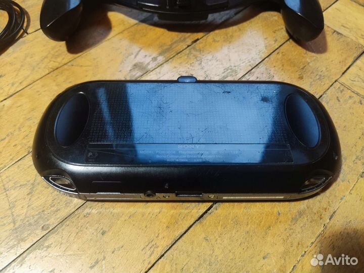 Sony Playstation Vita PCH-1008 Fat
