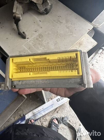 Блок SRS Audi A7 A8 D4 airbag audi A7A8 D4