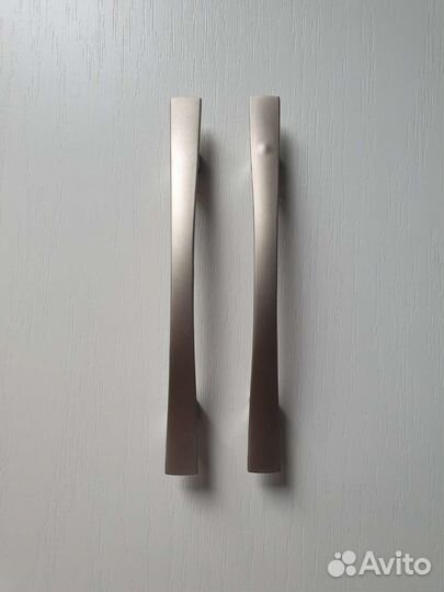 Ручка сатиновый никель 64мм