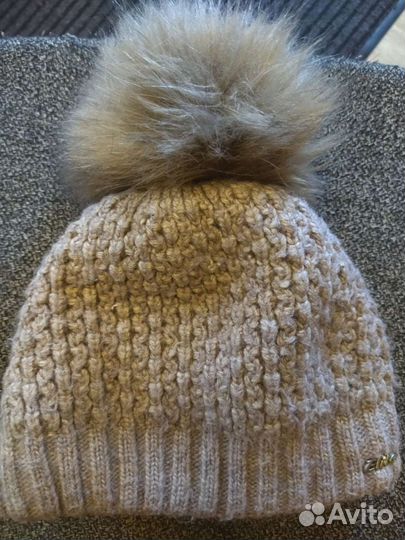 Шапка вязанная женская