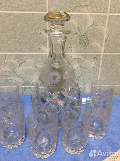 Набор графин и рюмки