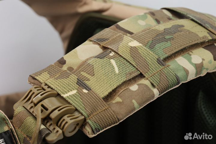 Бронежилет / плитник с быстросбросами и капами мох