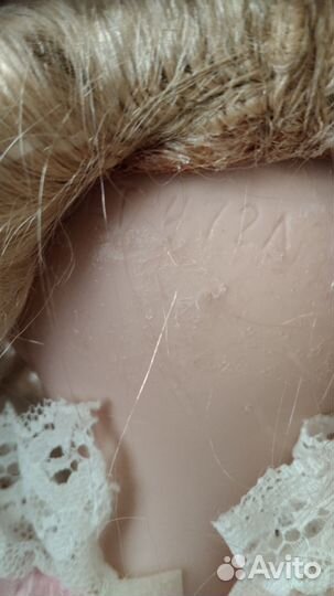 Кукла фарфоровая коллекционная