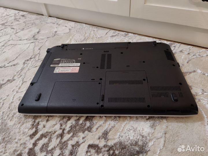 Ноутбук Samsung + сумка