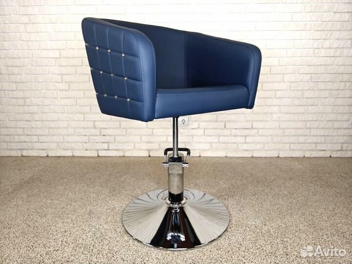 Парикмахерское кресло blue L-5018