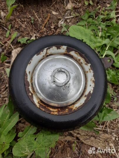 Колёса от детской педальной машины