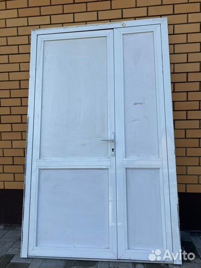 Дверь пластиковая пвх входная бу