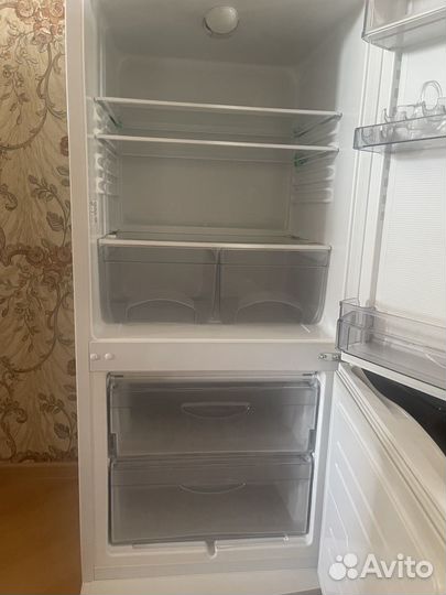 Холодильник