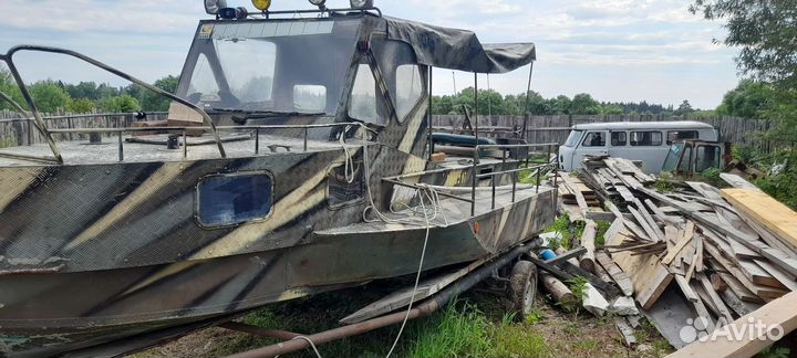 Катер Туман