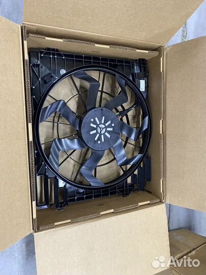 Вентилятор охлаждения радиатора Mercedes G464 G463