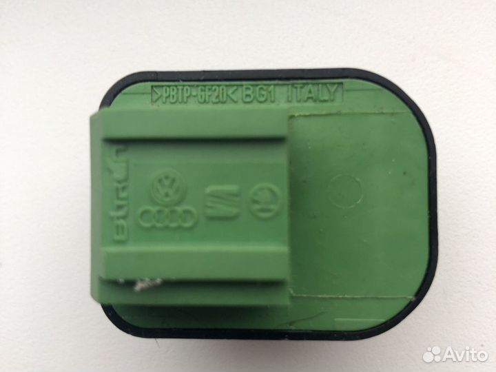 Преключатель и регулировка зеркал VW