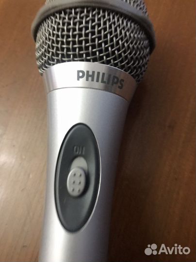 Студийный микрофон