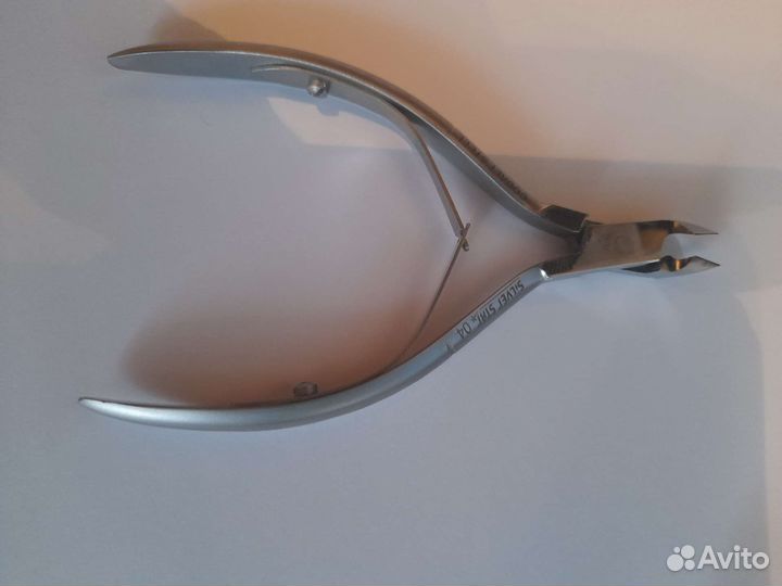 Кусачки маникюрные