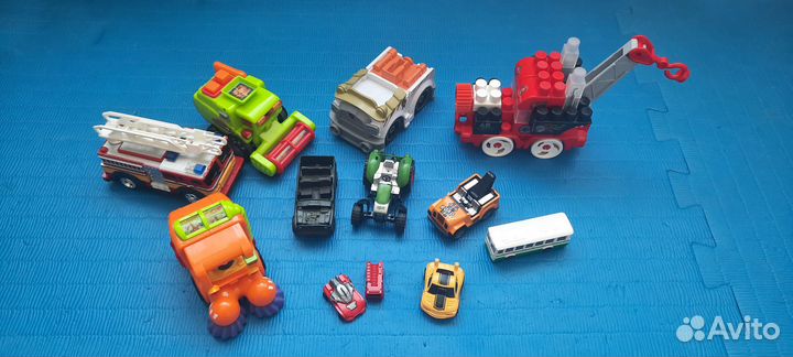 Набор машинок