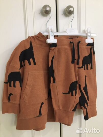 Костют Mothercare