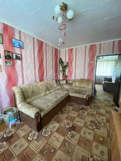 3-к. квартира, 55 м², 1/2 эт.