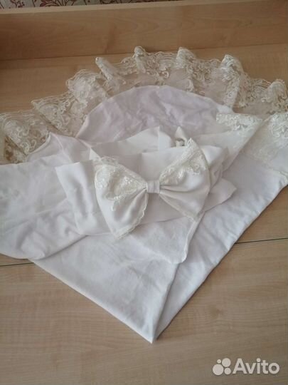 Комплект на выписку для девочки