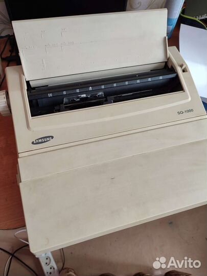 Печатная пишущая машинка