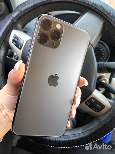 iPhone 11 Pro, 64 ГБ