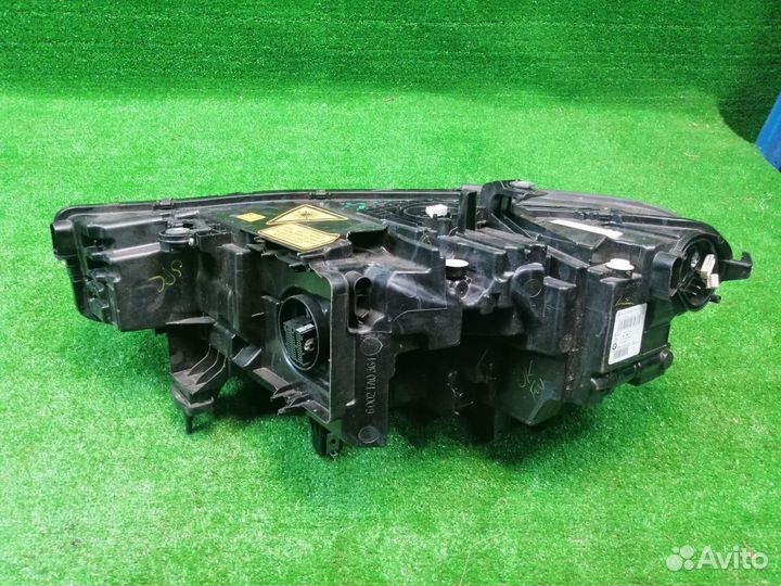 Фара правая BMW X7