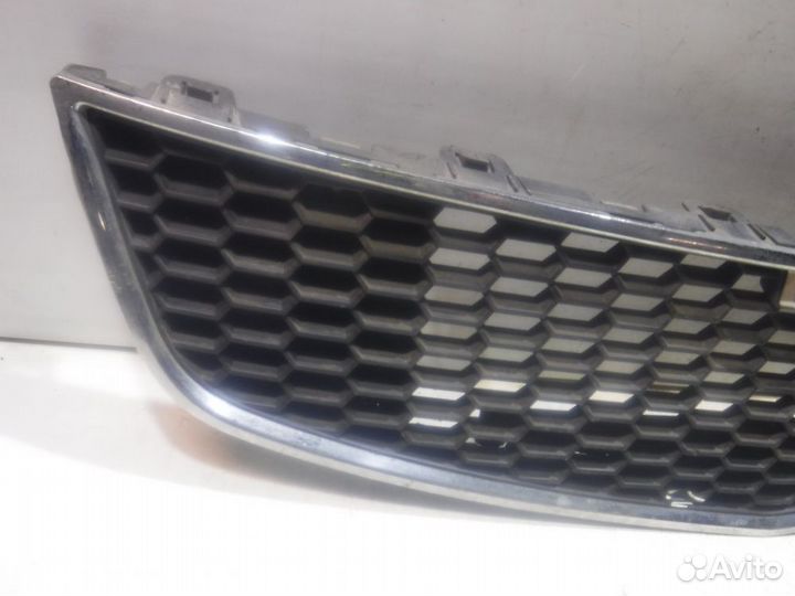 Решетка радиатора Chevrolet Cruze
