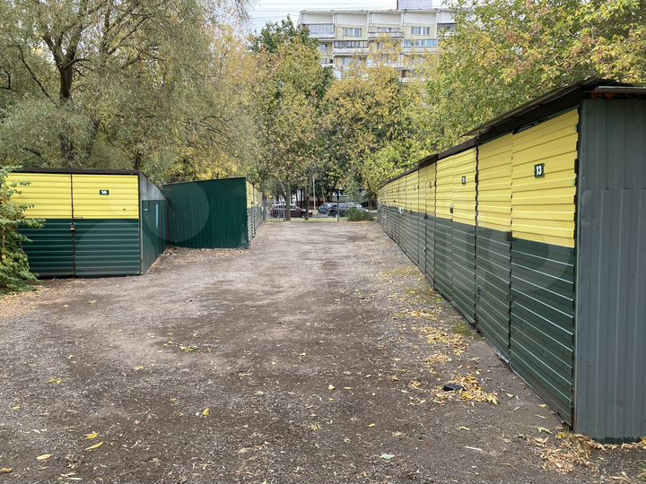 Машиноместо, 14 м²