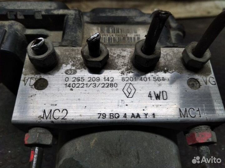 Блок abs Renault Duster F4RB401 2014