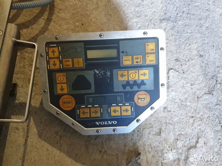 Пульт управления Volvo 7820, ident # RM 80908395