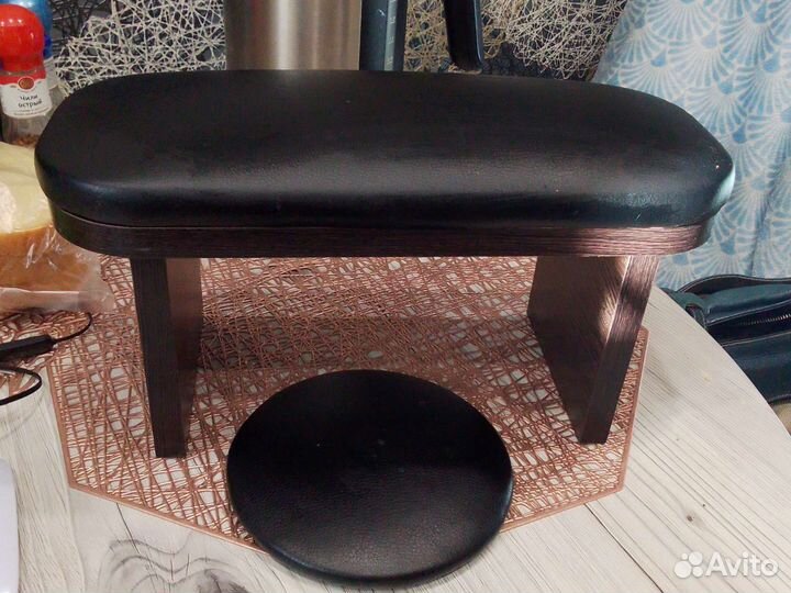 Подставка для маникюра