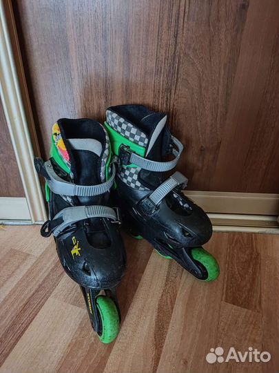 Роликовые коньки