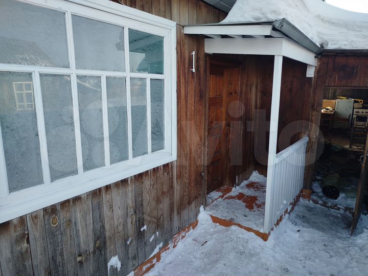 Дом 38 м² на участке 9 сот.