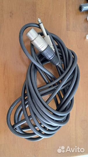 Сливаю студию. ) провода, микрофоны, свет, стойки