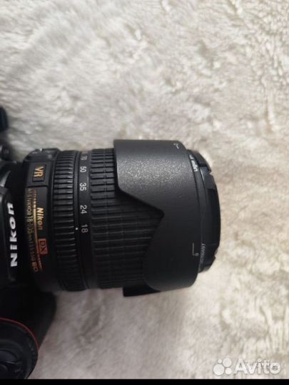 Зеркальный фотоаппарат Nikon D7000