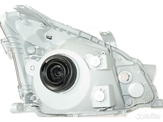 Фара левая (галоген) Premio