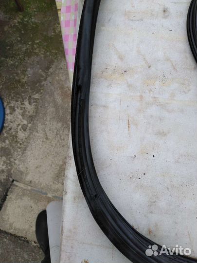 Уплотнительная резинка дверей газель