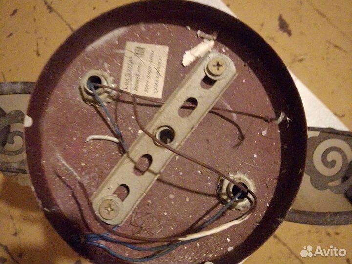 Светильник потолочный