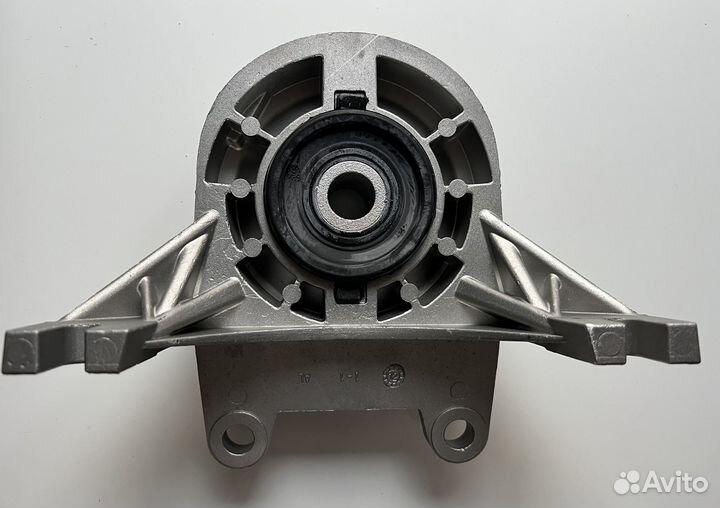 Опора двигателя левая 51711216 Fiat