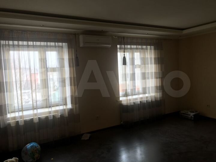 3-к. квартира, 97 м², 4/5 эт.